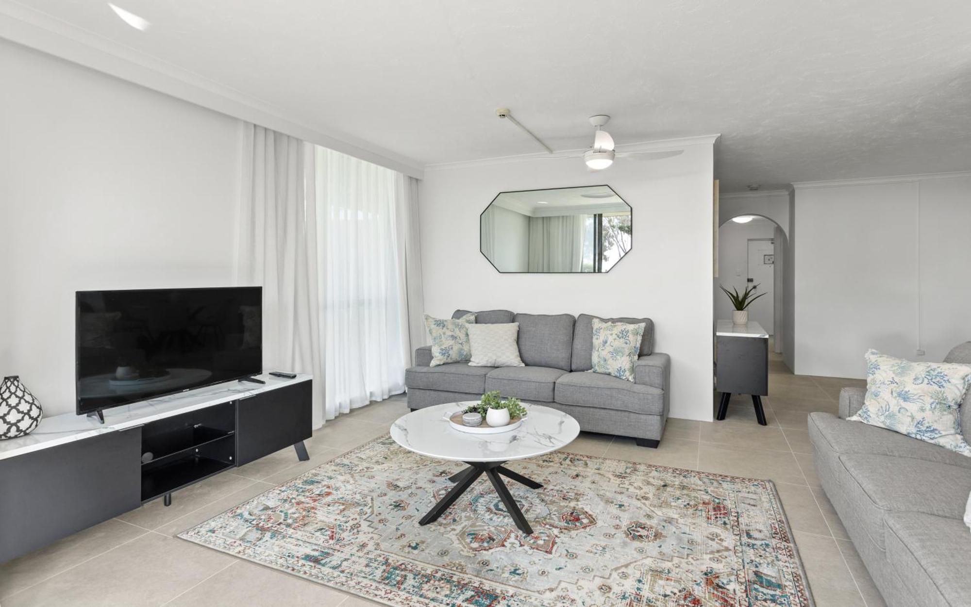 Seacrest Beachfront Apartments Surfers Paradise Gold Coast Exterior foto
