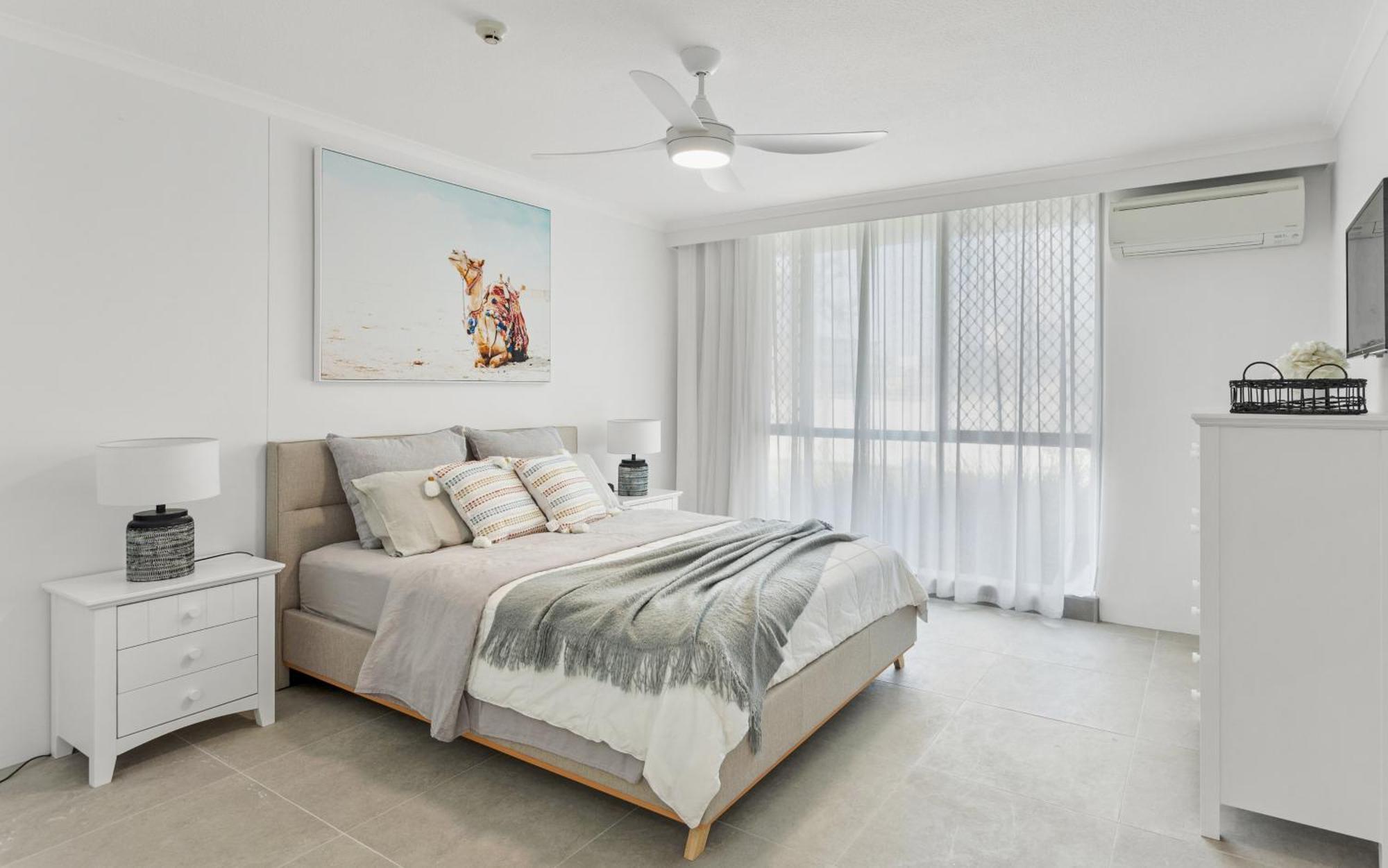 Seacrest Beachfront Apartments Surfers Paradise Gold Coast Exterior foto